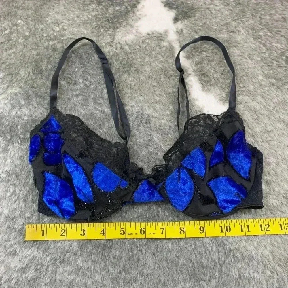 Vintage Fredricks of Hollywood Bra